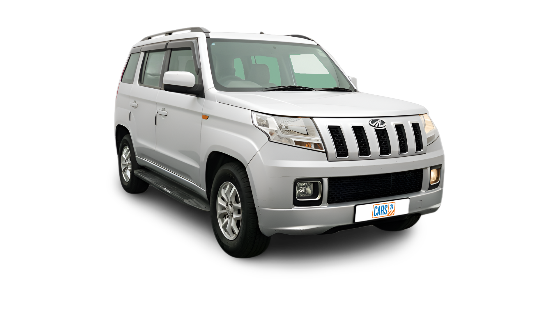 Mahindra TUV300-img